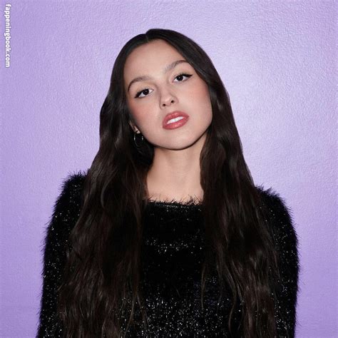 olivia rodrigo desnuda